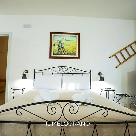 Casina Il Mandorlo Panzió 4*